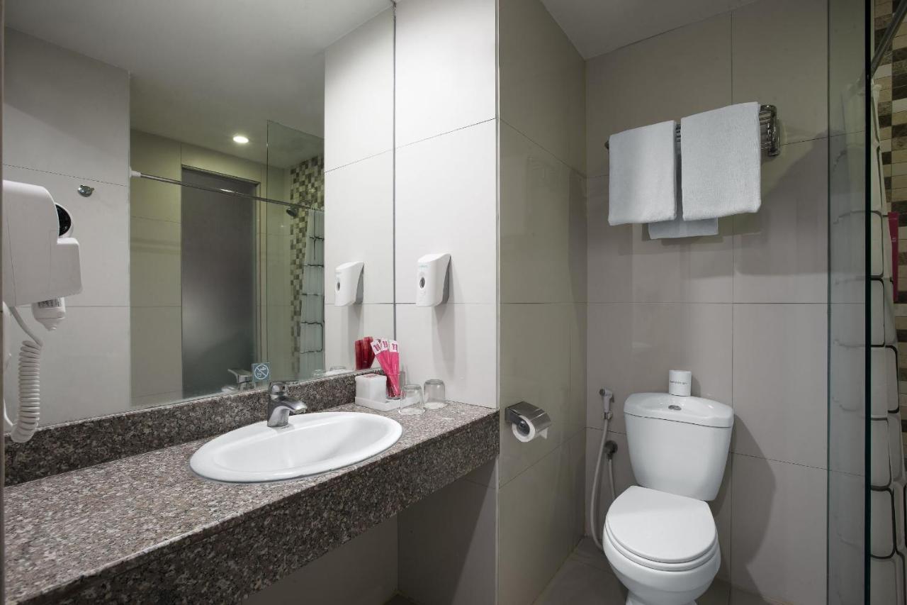 Favehotel Simpang Lima - Семаранг Экстерьер фото
