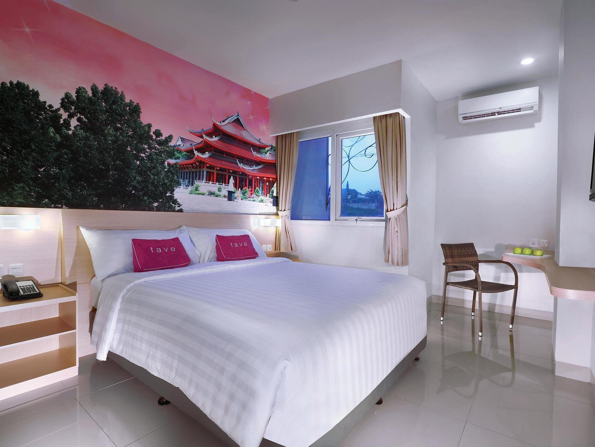 Favehotel Simpang Lima - Семаранг Экстерьер фото