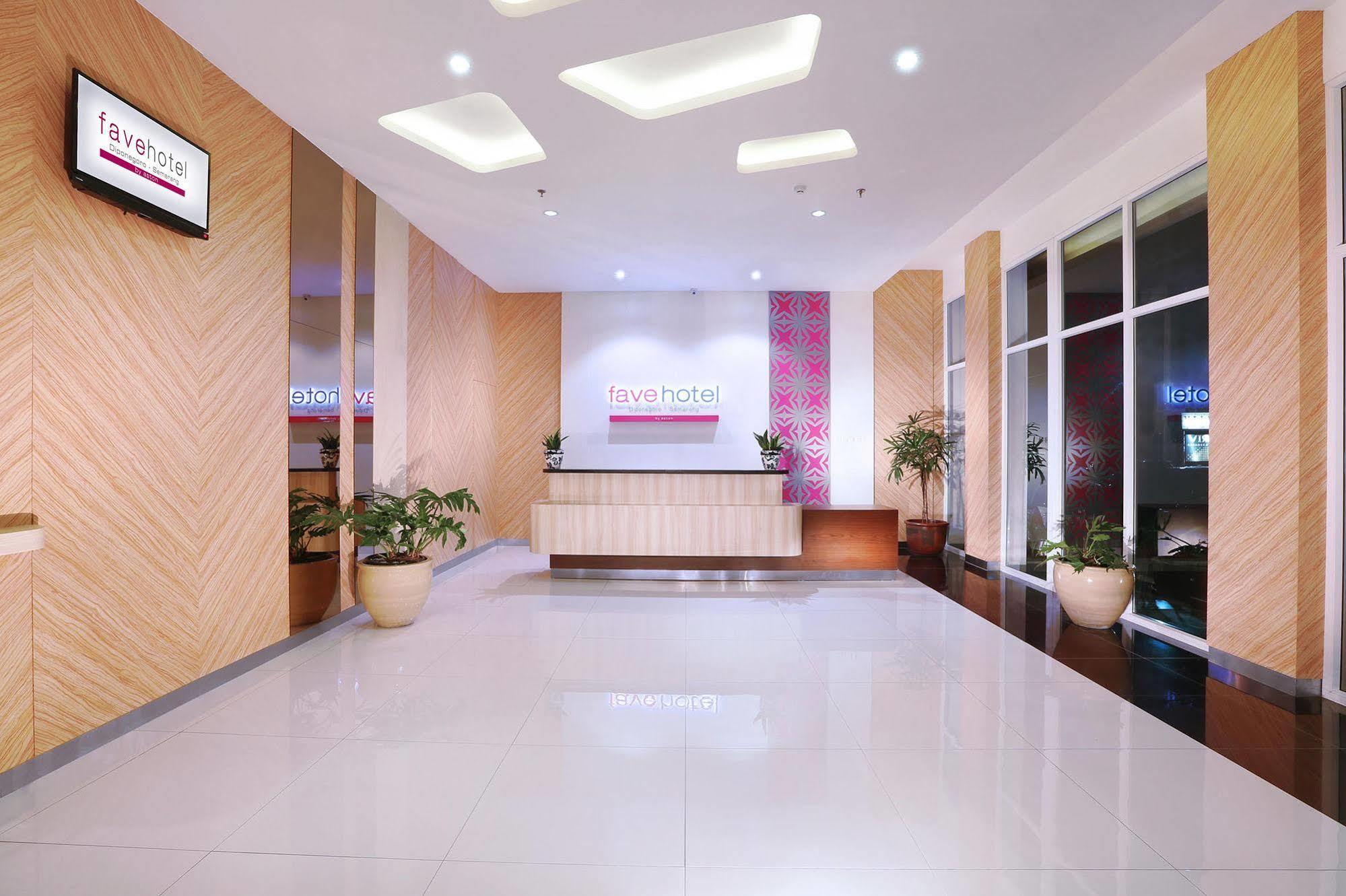 Favehotel Simpang Lima - Семаранг Экстерьер фото